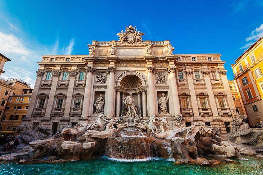 %C4%90%C3%A0i phun n%C6%B0%E1%BB%9Bc Trevi Fountain