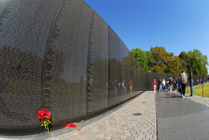 %C4%90%C3%A0i t%C6%B0%E1%BB%9Fng ni%E1%BB%87m chi%E1%BA%BFn tranh Vi%E1%BB%87t Nam v%C3%A0 chi%E1%BA%BFn tranh Tri%E1%BB%81u Ti%C3%AAn