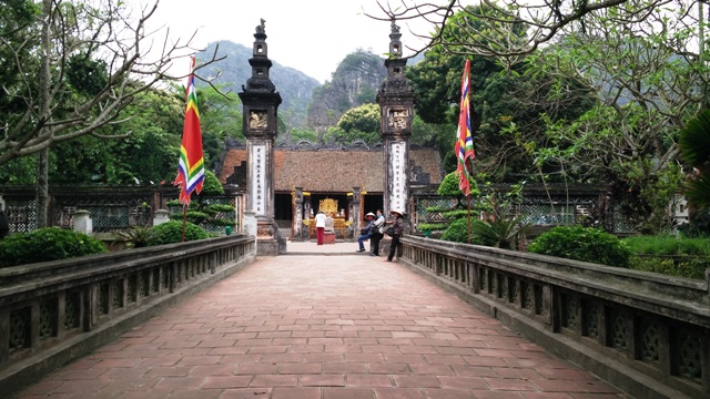 %C4%90%E1%BB%81n vua L%C3%AA