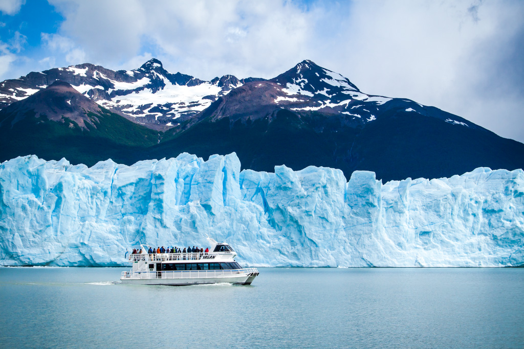 %C4%90i thuy%E1%BB%81n th%C3%A1m hi%E1%BB%83m s%C3%B4ng b%C4%83ng Perito Moreno