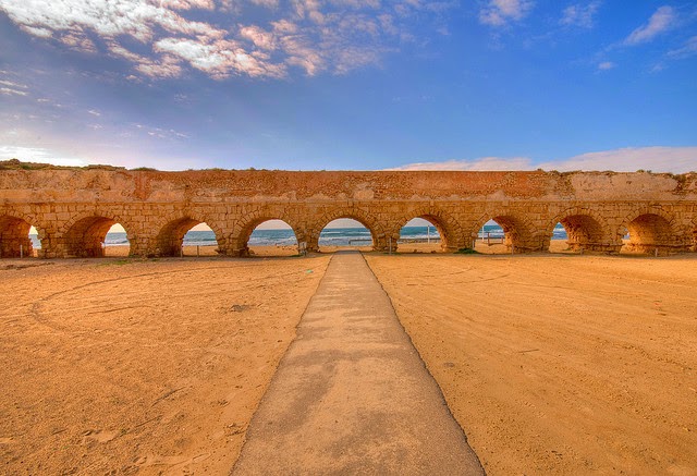 %E1%BB%90ng d%E1%BA%ABn n%C6%B0%E1%BB%9Bc Caesarea