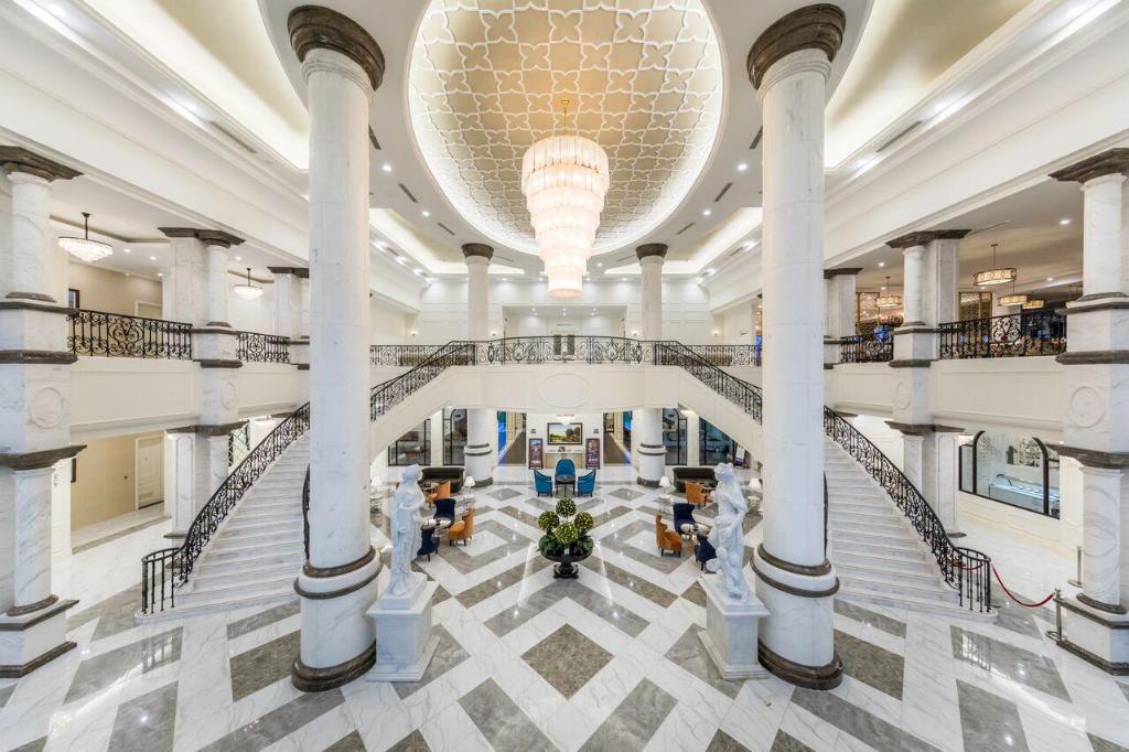 gia-phong-va-dich-vu-khach-san-Vinpearl-Resort-&-Spa-Long-Beach-Nha-Trang