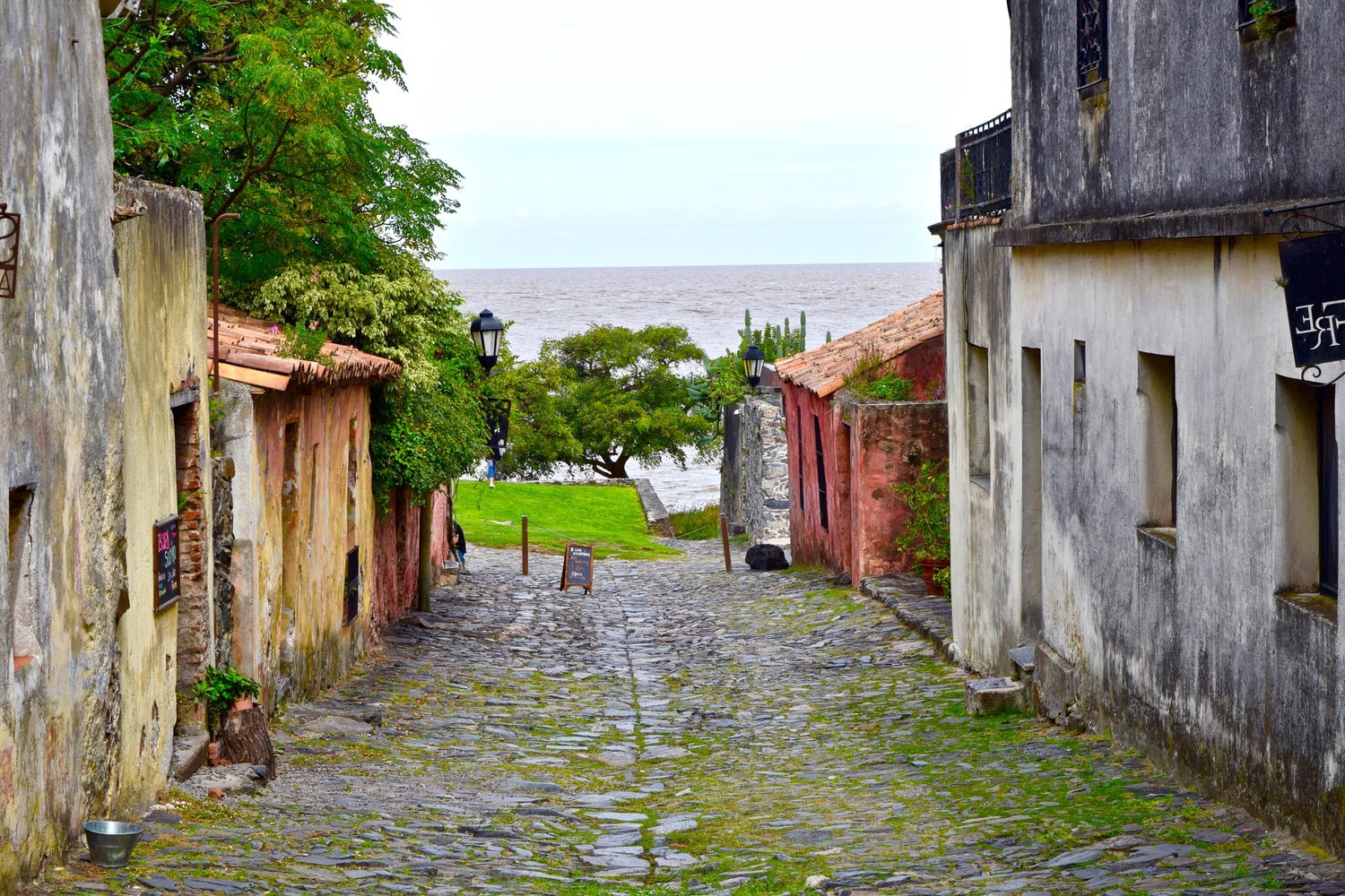 1. Colonia del Sacramento