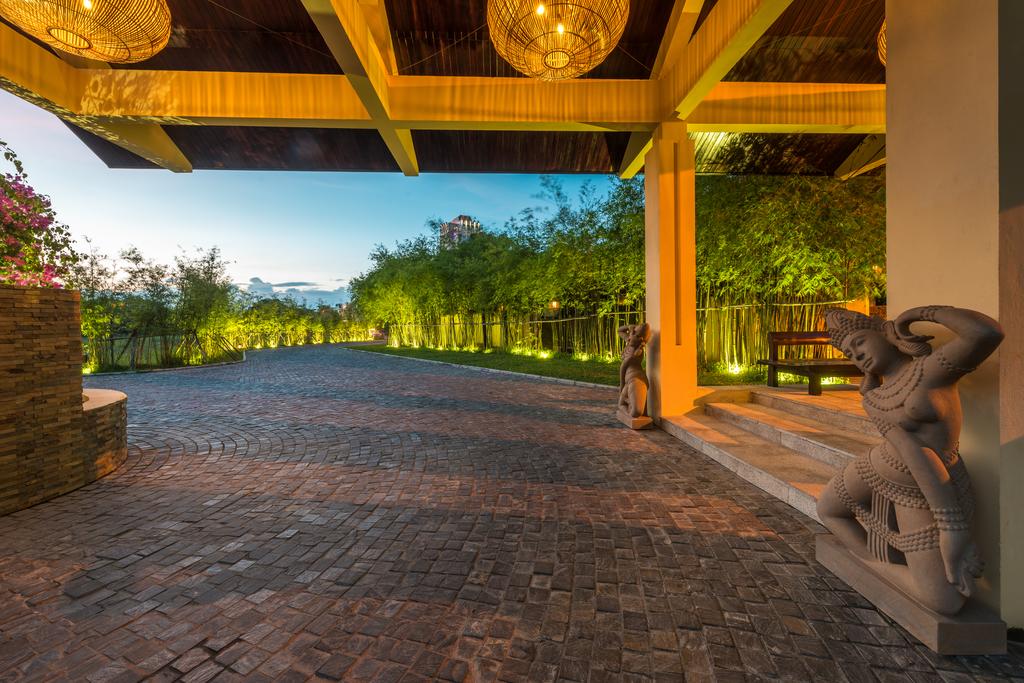 The-Blossom-resort-Da-Nang