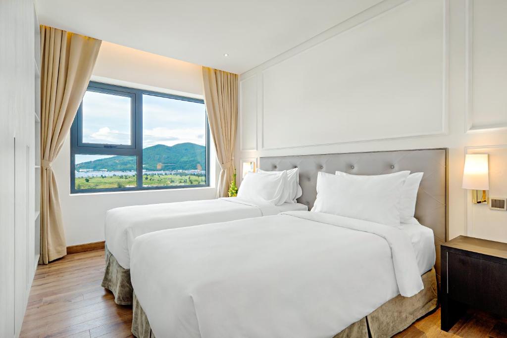 wyndham-danang-golden-bay-3