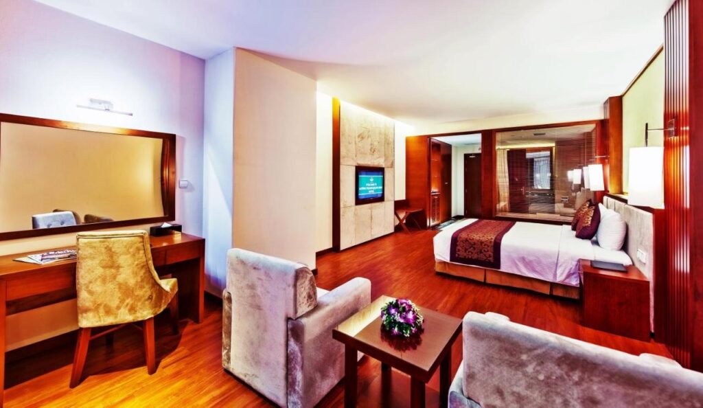 khach-san-resort-dep-nhat-tai-bai-chay-9