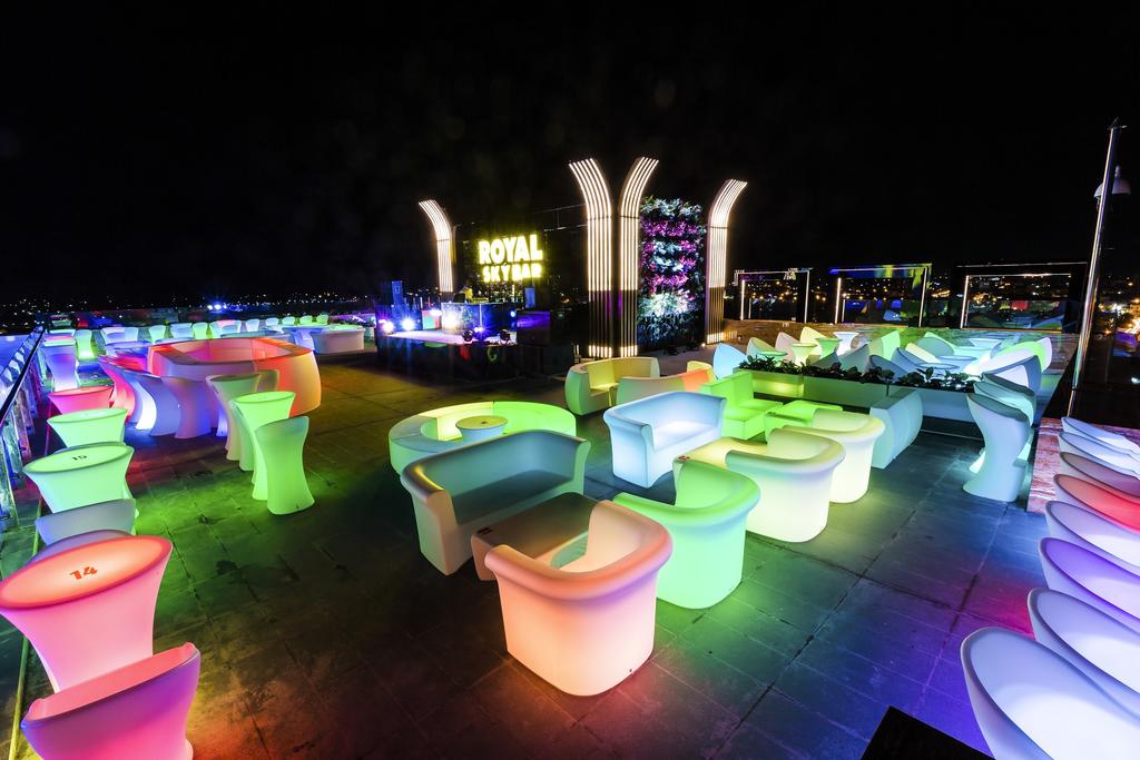 Review-Royal-Quang-Binh-Hotel-2