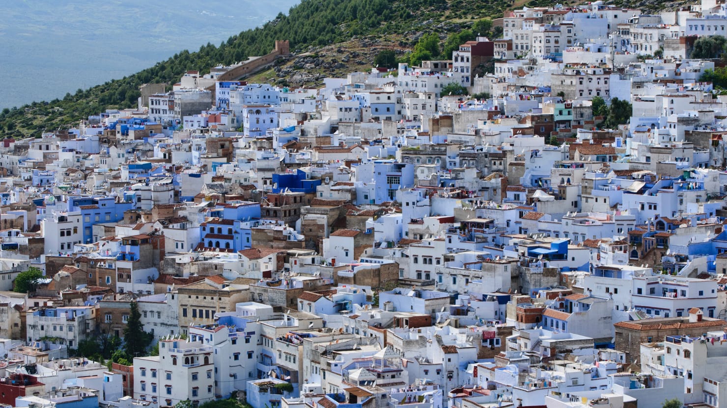 140827 Strochlic blue town embed1 kcqdzj