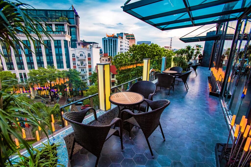 phong-khach-san-Melia-Hanoi