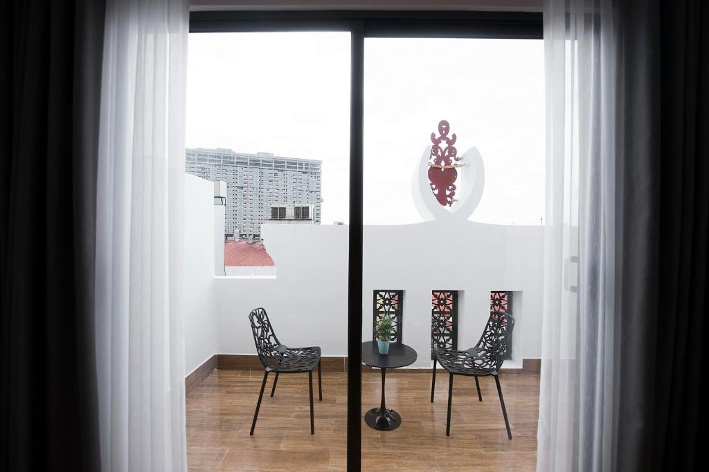 Hong Gia Tue Apartment 4