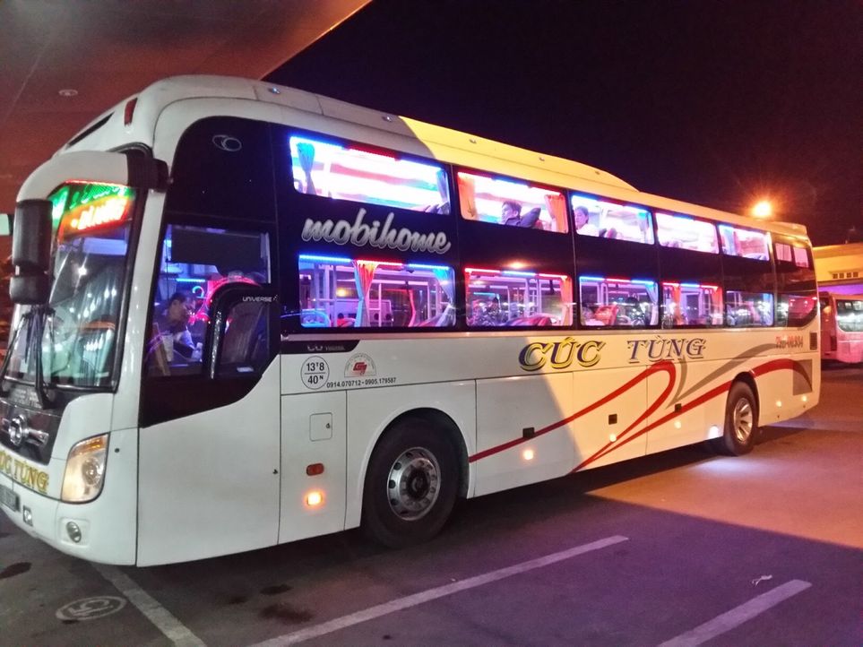 bang-gia-xe-limousine-da-nang-di-phu-yen-dinh-gio-xe-lich-trinh-hang-xe-1