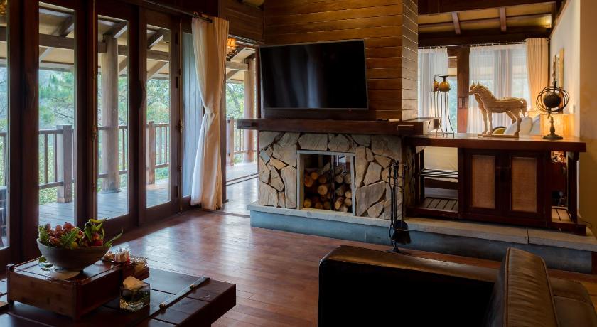 dat-phong-melia-ba-vi-gia-re