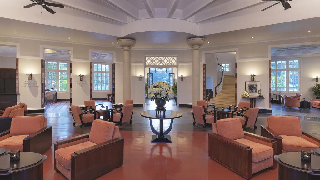 khach-san-o-hue-5-sao-dep-nhat-gan-co-bai-bien-rieng