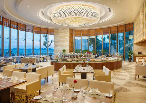 dich-vu-phong-to-chuc-hoi-nghi-muong-thanh-luxury-ha-long