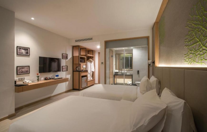 review-khach-san-cicilia-hotel-spa-da-nang-ve-cac-dich-vu-tien-ich-ho-boi-nha-hang-spa-bar-4