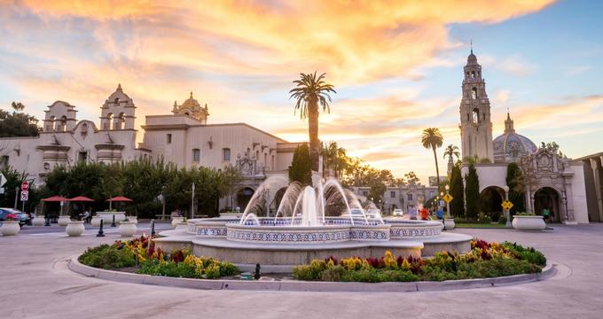 21. Kh%C3%A1m ph%C3%A1 c%C3%B4ng vi%C3%AAn Balboa