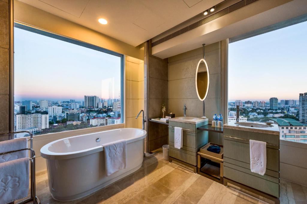 hotel-nikko-saigon-2