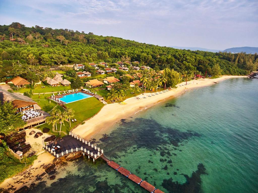 Review-Chen-Sea-Resort-&-Spa