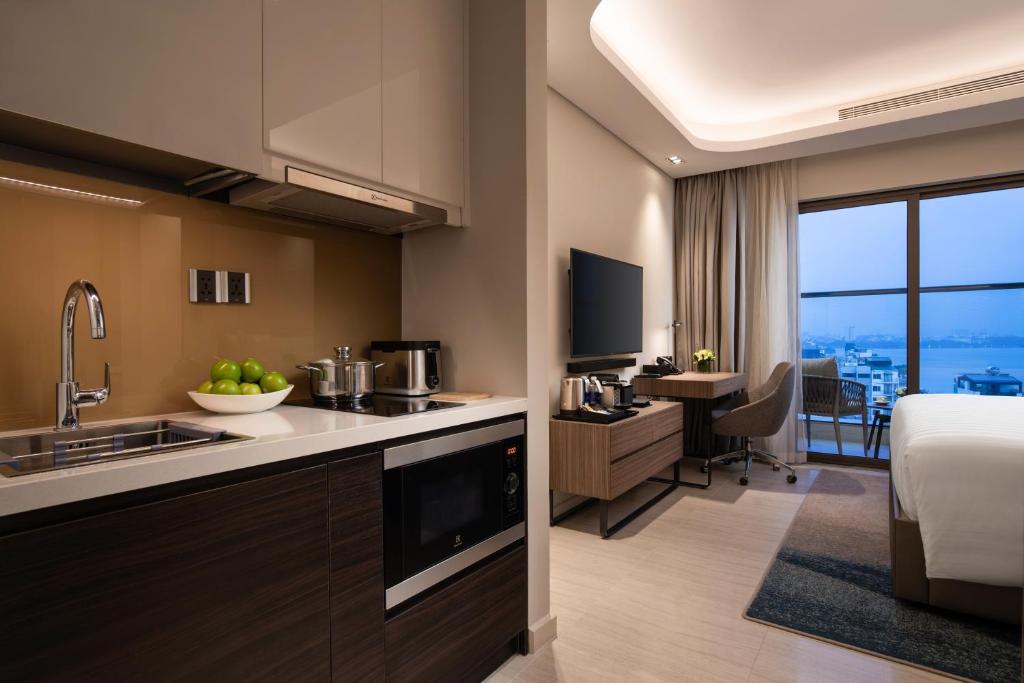 oakwood-residence-hanoi2