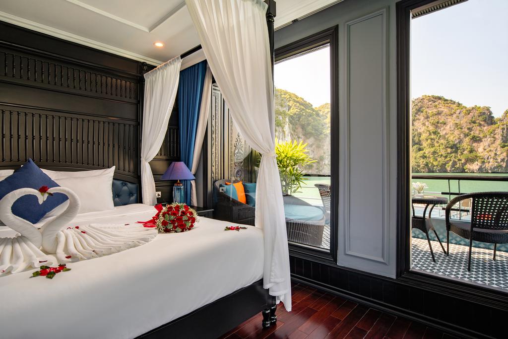 bảng giá top 11 tàu, du thuyền 4-5 sao đẹp, cao cấp, sang trọng, nổi tiếng nhất ở Hạ Lọng cho thuê Tour