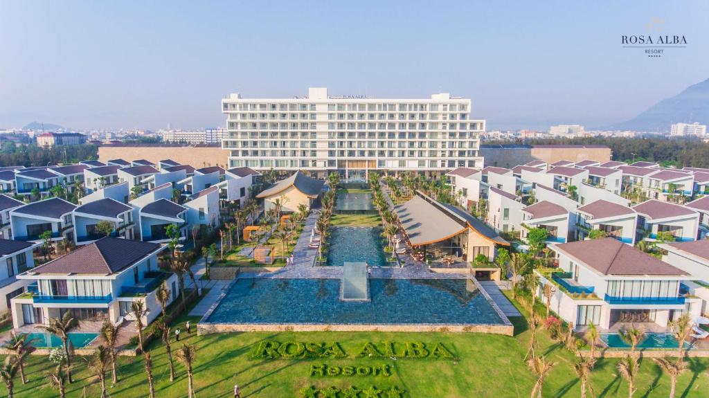 review-gia-phong-khach-san-resort-tuy-hoa-phu-yen-4-5-sao-tot-nhat-7