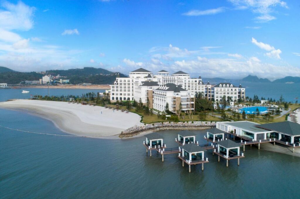 resort-vinpearl-spa-ha-long