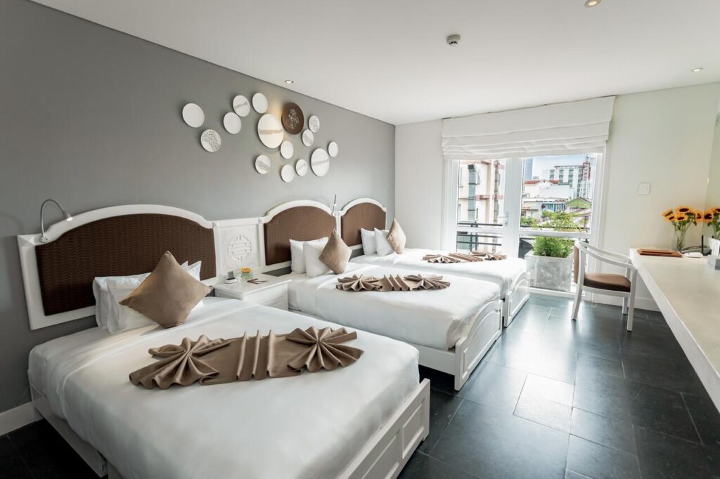 giá phòng khách sạn ở huế