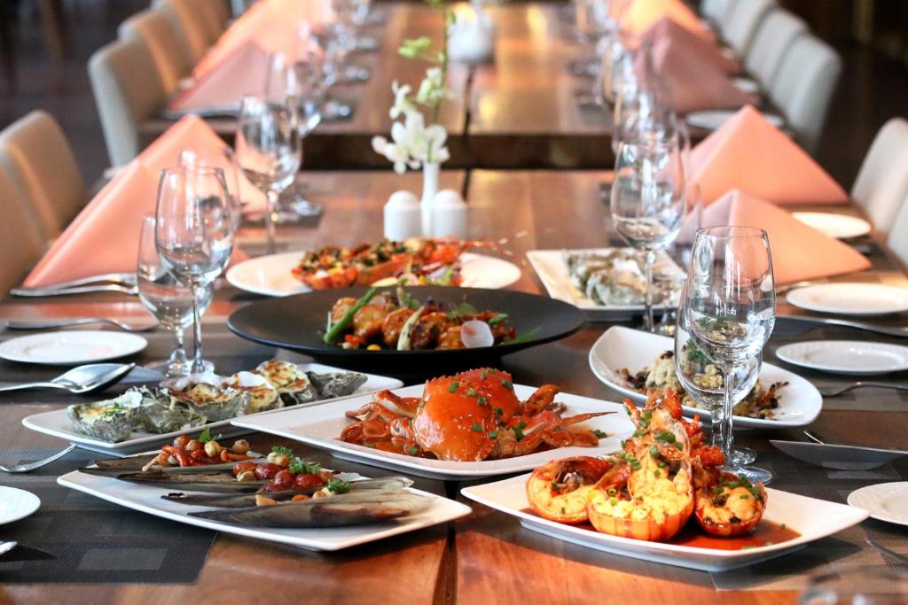 review-khach-san-nikko-sai-gon-khach-san-sang-trong-tien-nghi-bac-nhat-sai-gon-1