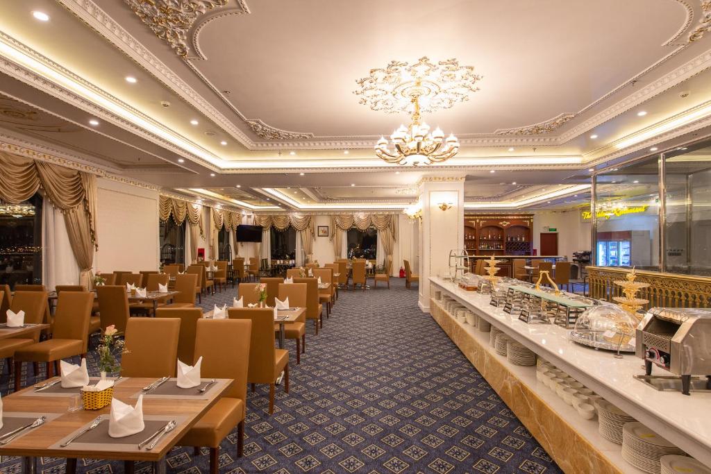 the-shine-hotel-5
