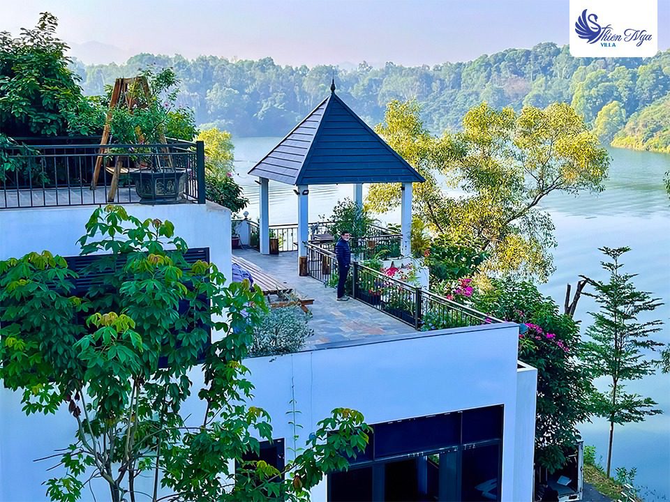 review-biet-thu-thien-nga-son-tay-ha-noi-cho-thue-5