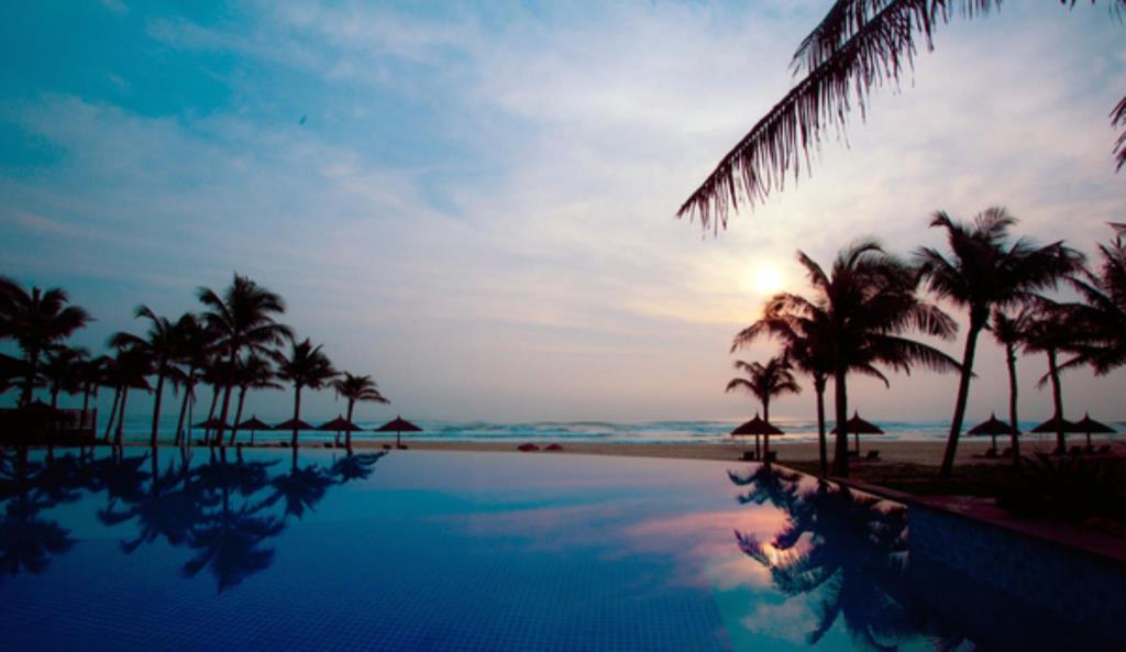 bai-bien-vinpearl-da-nang-resort