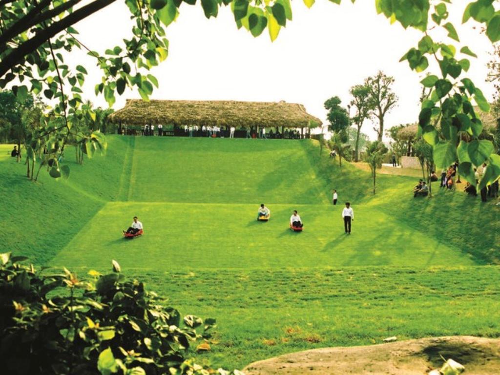 gia-dich-vu-trươt-co-asean-resort