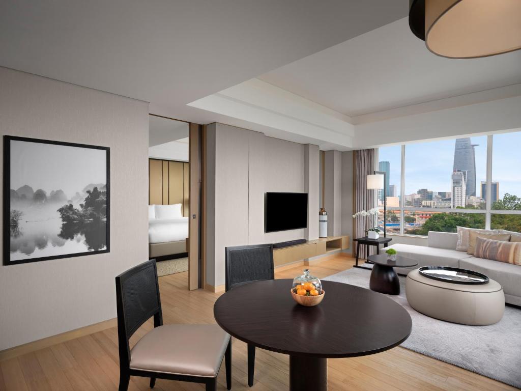 new-world-saigon-hotel-5