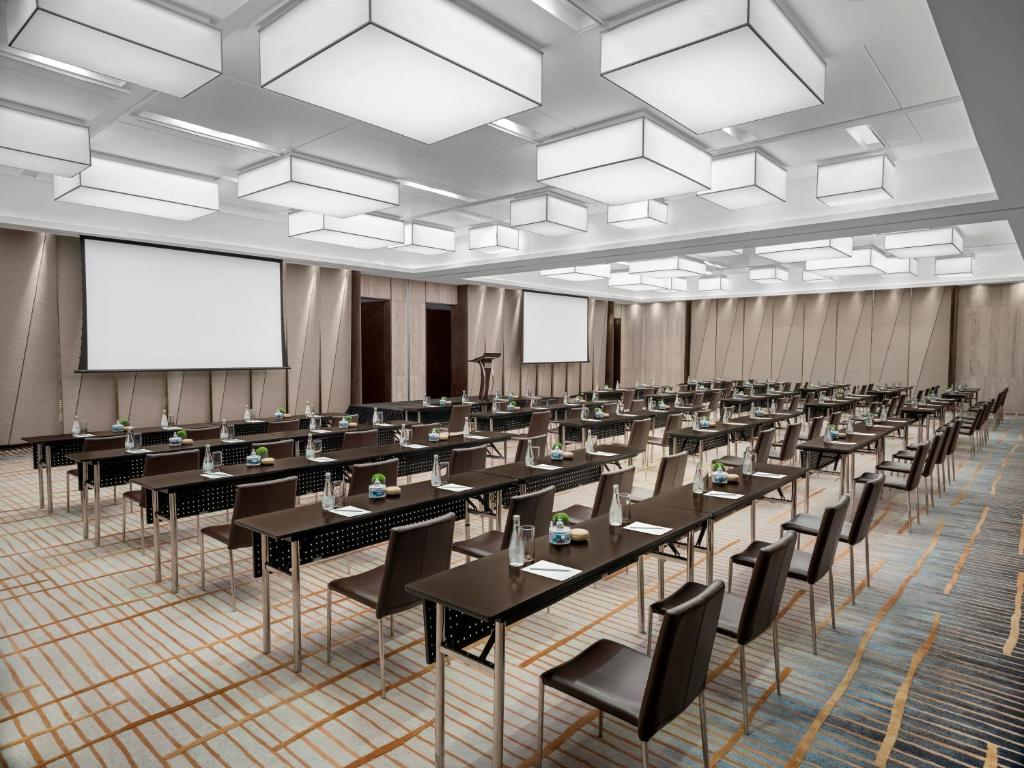 new-world-saigon-hotel-12