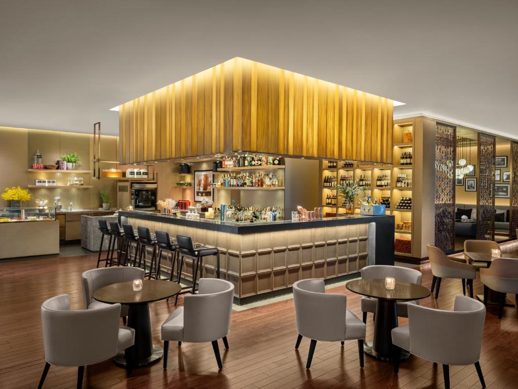 new-world-saigon-hotel-11