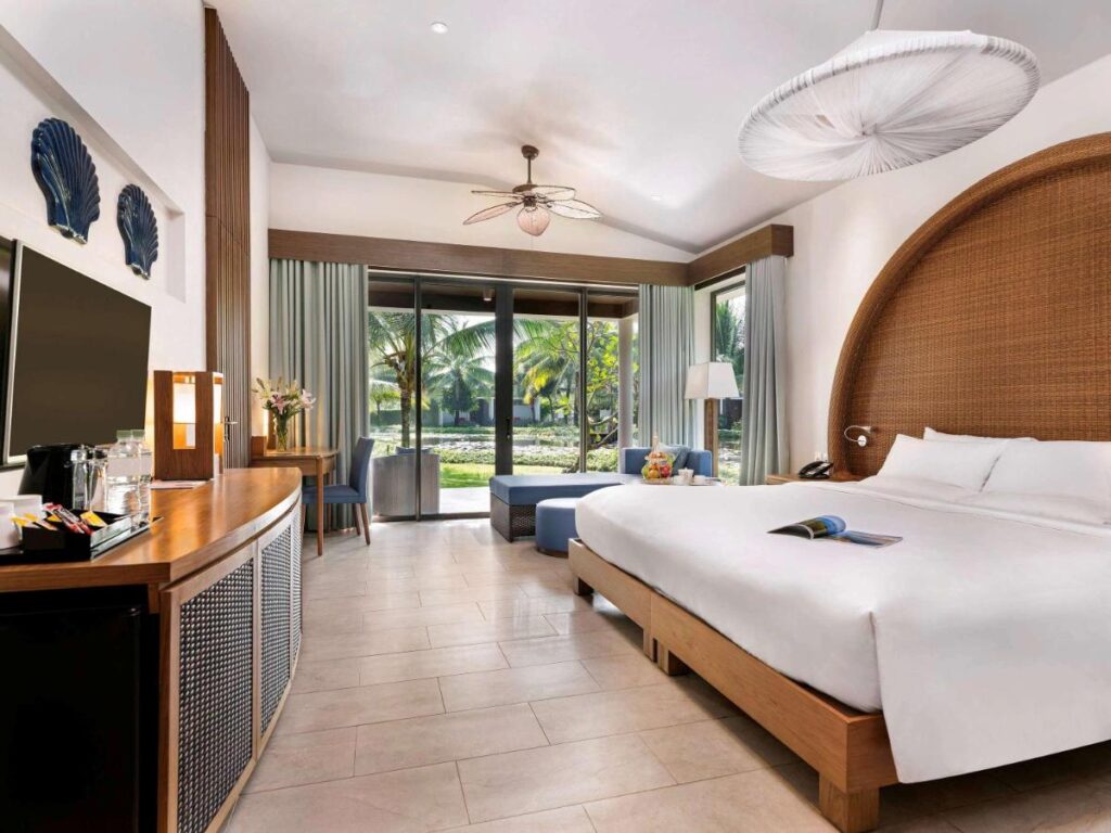 top-10-khach-san-resort-tai-hon-thom-phu-quoc-21