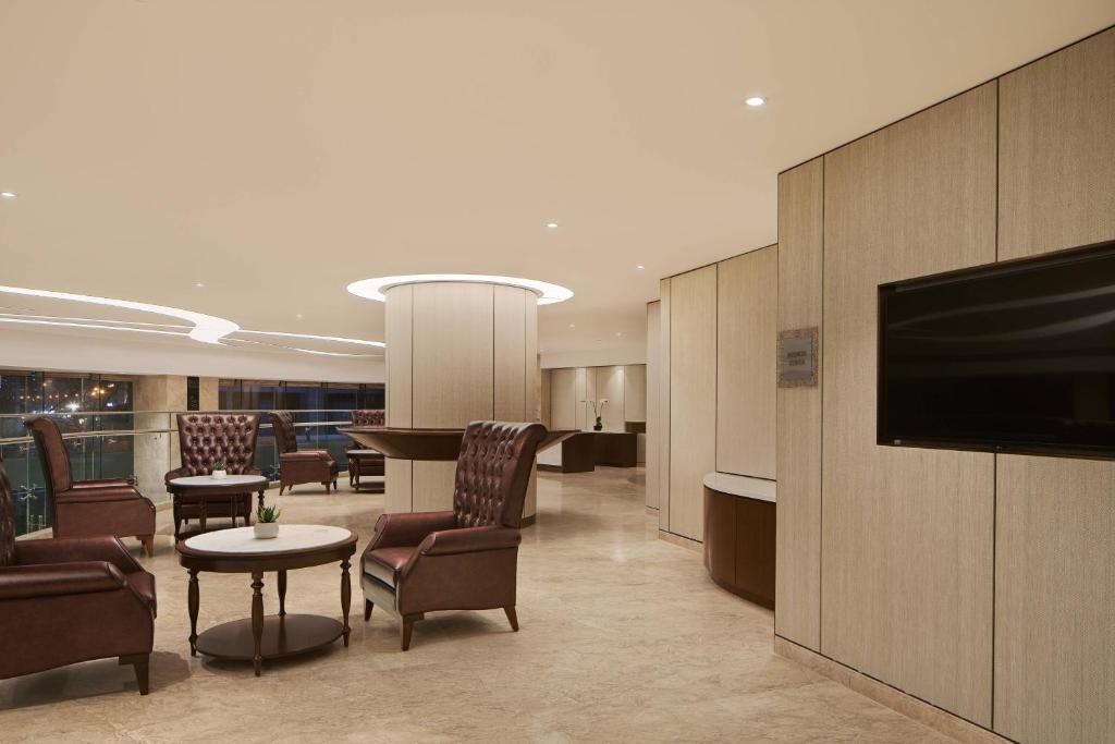 four- points-by-sheraton-danang-14