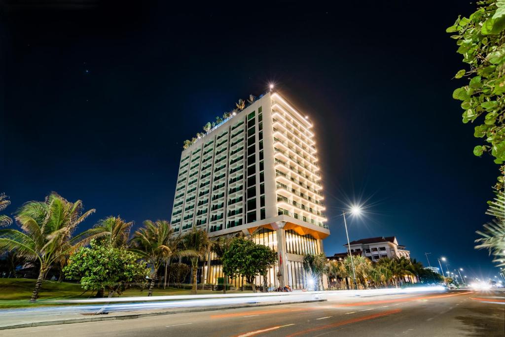 review-top-10-khach-san-o-phu-yen-4-5-sao-9