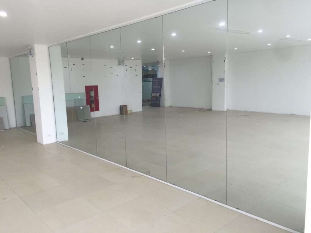Không gian mặt bằng văn phòng sang nhượng Không gian mặt bằng văn phòng sang nhượng
