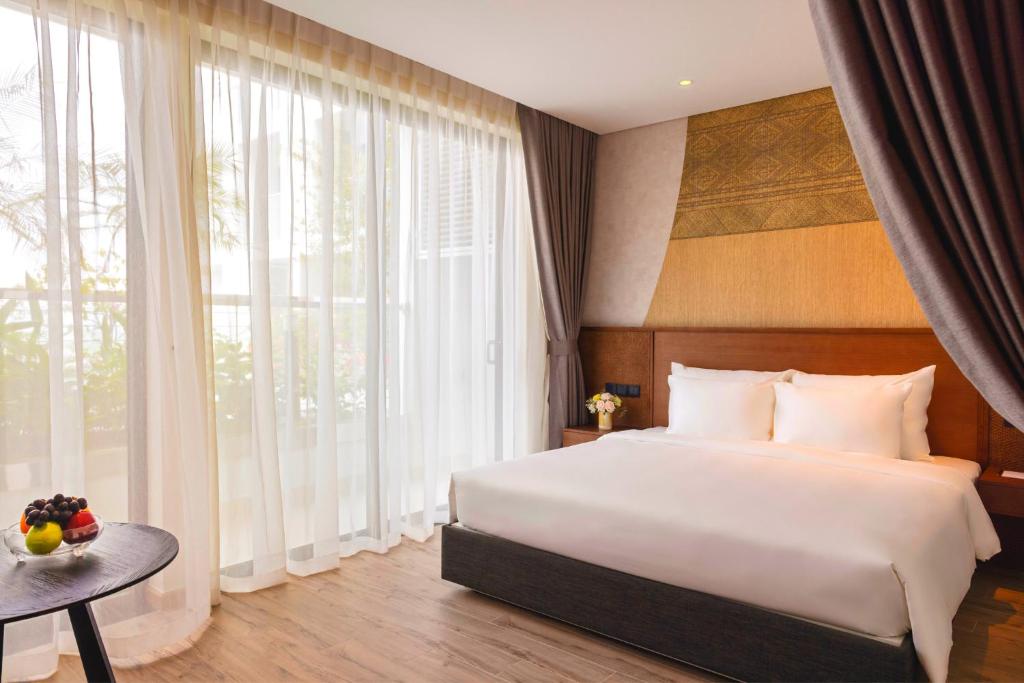 review-gia-phong-khach-san-resort-tuy-hoa-phu-yen-4-5-sao-tot-nhat-11