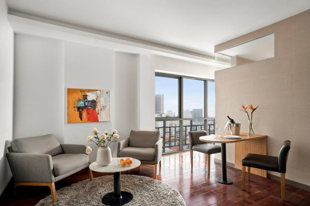 Oakwood-hotel-apartment-saigon-6