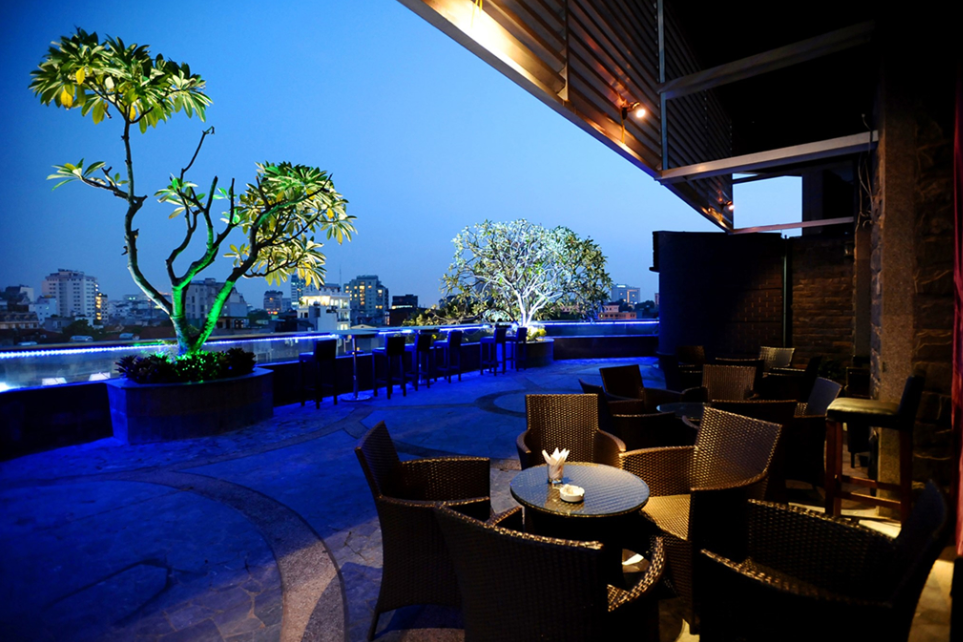 to-chuc-tiec-khach-san-muong-thanh-song-lam