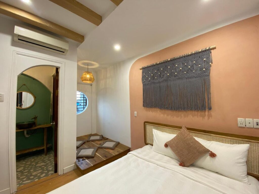 review-gia-thue-homestay-tai-hue-4-5-sao-6