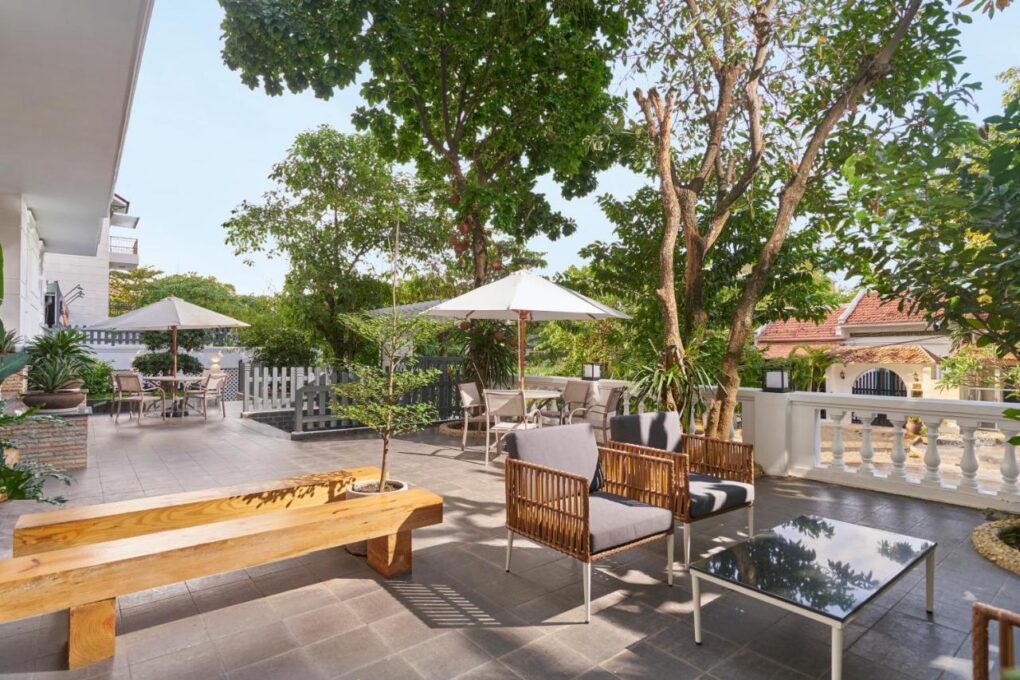 m-village-nguyen-van-huong-2