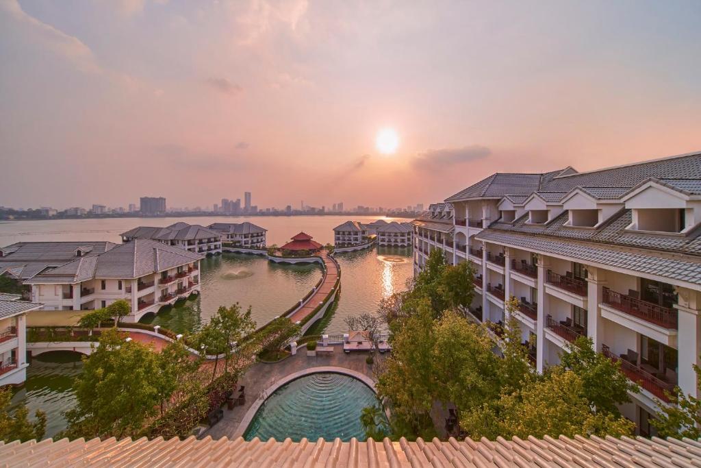 intercontinental-westlake-residence-1