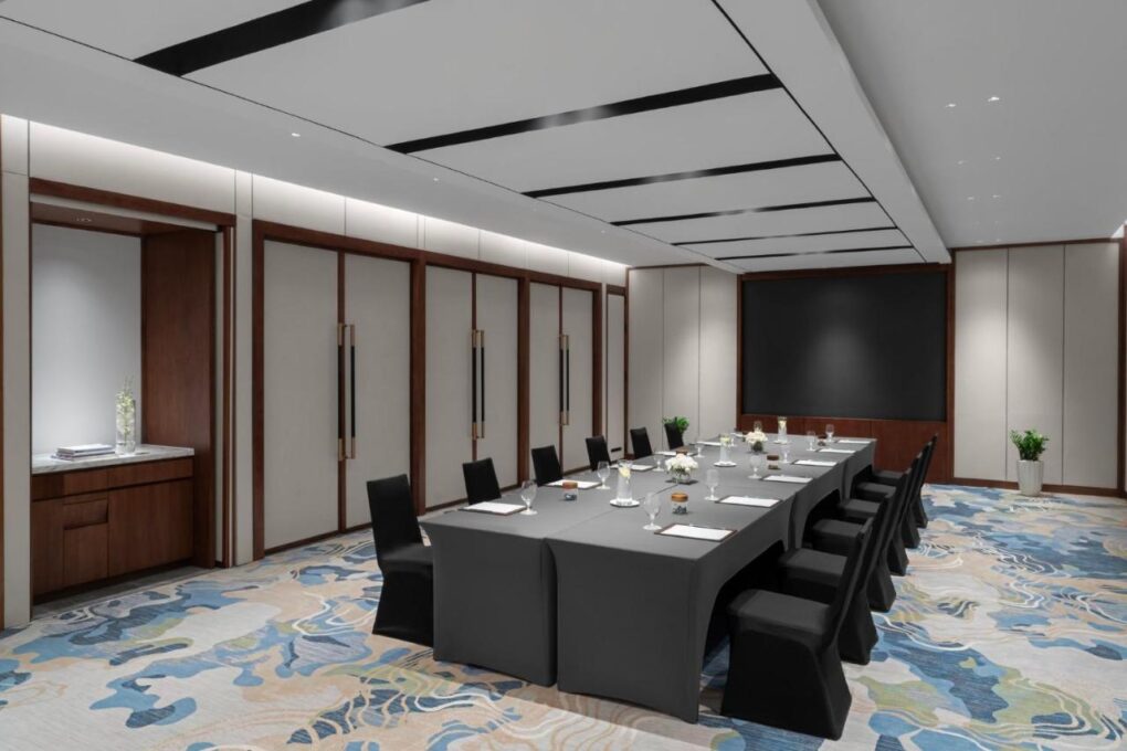 crowne-plaza-vinh-yen-city-centre-5