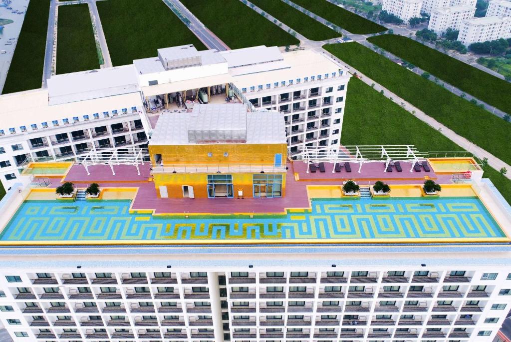 wyndham-danang-golden-bay-10