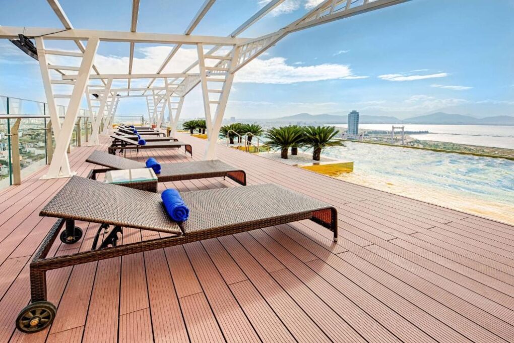 wyndham-danang-golden-bay-17