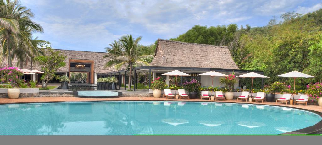 nghi-duong-avani-quy-nhon-resort&spa-ve-xe-limousine-tu-da-nang-den-quy-nhon