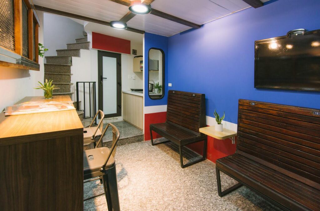 44193219 2130176780536297 1513479117138296832 n